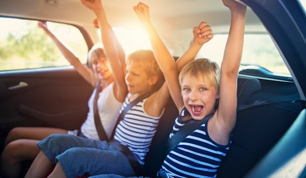 10 conseils pour ne pas s'énerver avec les enfants en voiture