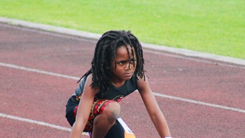 Rudoph Blaze Ingram l'enfant le plus rapide court 100
      mètres en 13,48 secondes