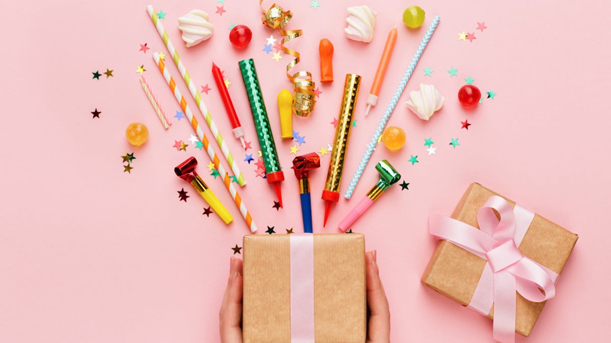 Cadeaux Souvenir Pour Les Invites De La Fete D Anniversaire Momes Net Cadeaux Souvenir Pour Les Invites De La Fete D Anniversaire Momes Net