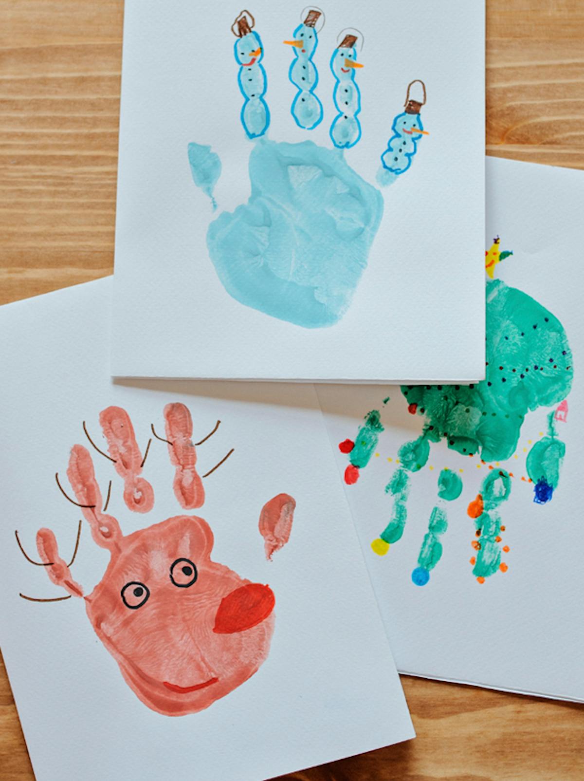 5 idées (et +) de rennes de Noël avec des empreintes de mains d