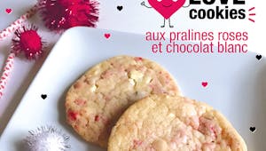 Des Love Cookies aux pralines roses et chocolat blanc