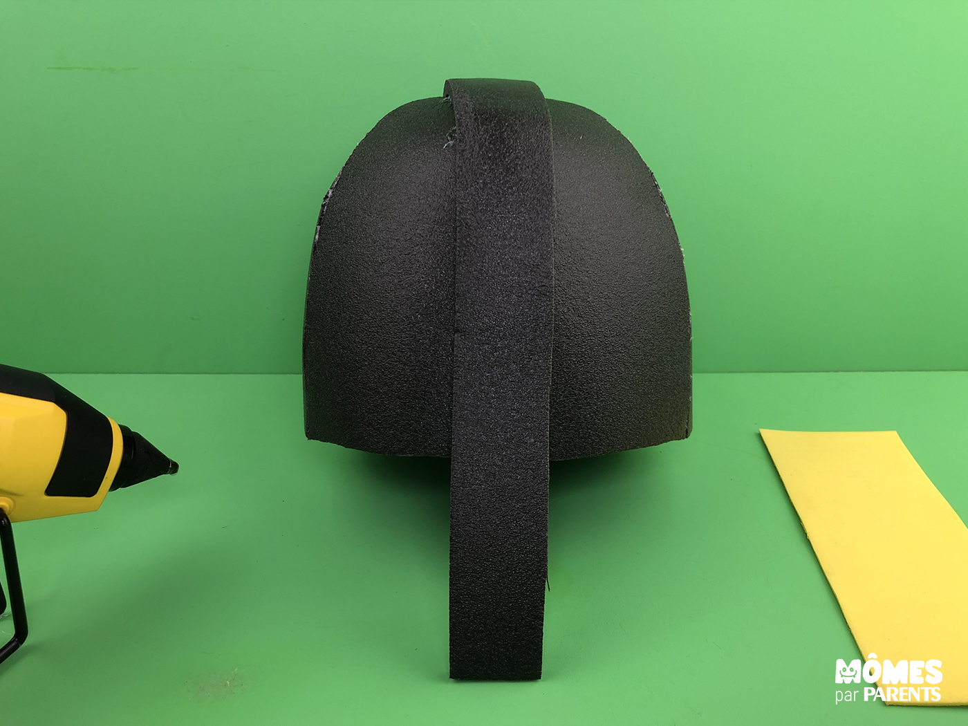 Tuto casque de chevalier en mousse | MOMES