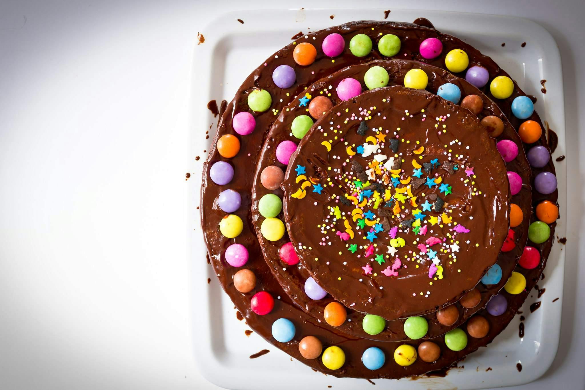 Gâteau au chocolat et aux smarties : recette facile et rapide Un