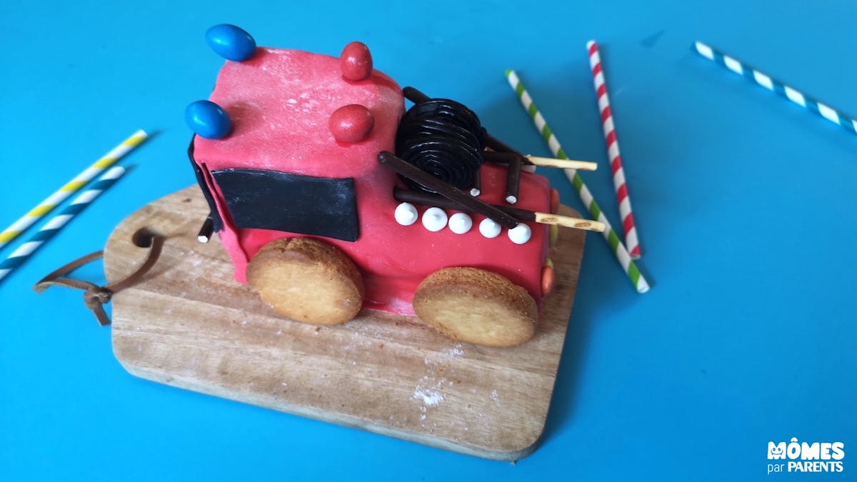 Gateau D Anniversaire Pompier Momes Net Gateau D Anniversaire Pompier Momes Net