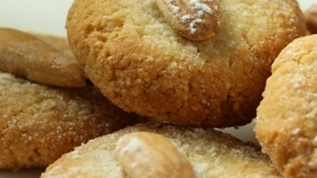 Ghoriba aux amandes Ghoriba aux amandes