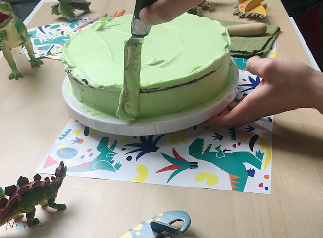 Gateau Dinosaure Anniversaire Momes Net Gateau Dinosaure Anniversaire Momes Net