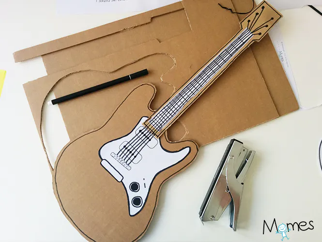 Fabriquer Une Guitare En Carton Momes Net