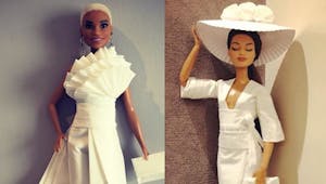 Il crée d'incroyables robes de Barbie avec du papier toilette et des serviettes en papier !