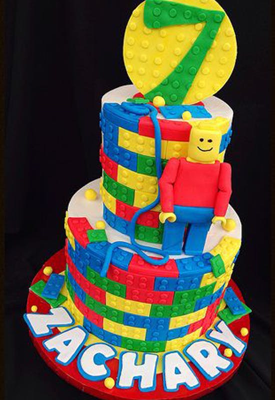 Le gâteau Lego coloré