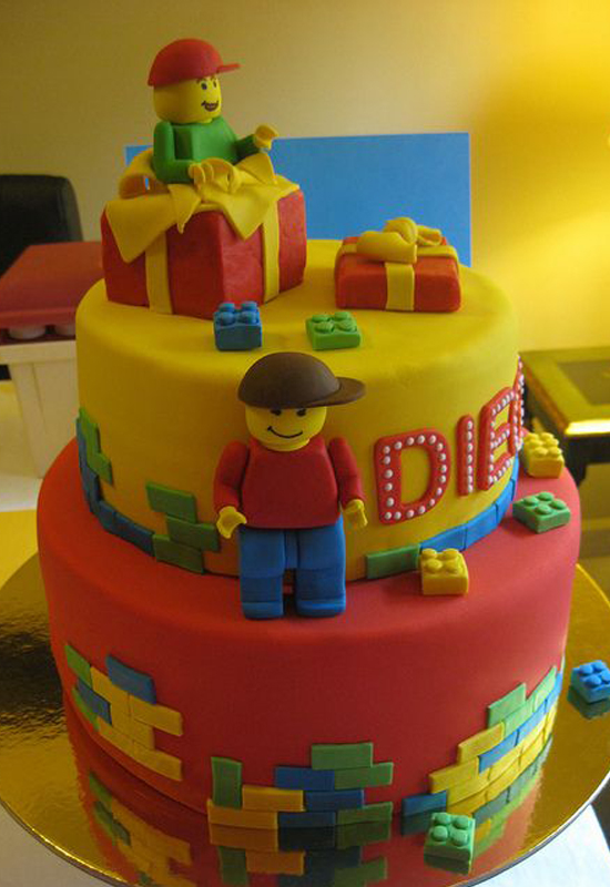 35 Gateaux Lego Totalement Incroyables Momes Net