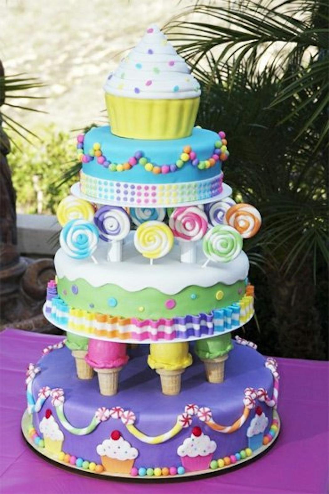 Gâteau d'anniversaire original et gourmand Raiponce pour une super fête d' anniversaire princesse