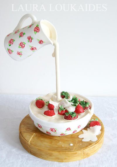 Le Gravity Cake bol de fraises