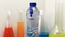 Fabriquer un sous-marin en plastique avec une bouteille 