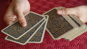 Les petits paquets, un jeu de cartes de hasard