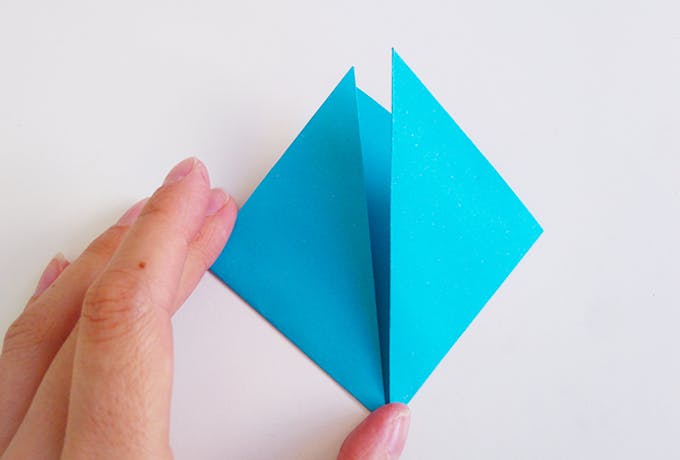 Un marque-page en origami - TetrasLire