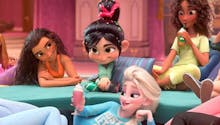 Ralph 2.0 : Vanellope à la soirée pyjama des princesses Disney !
