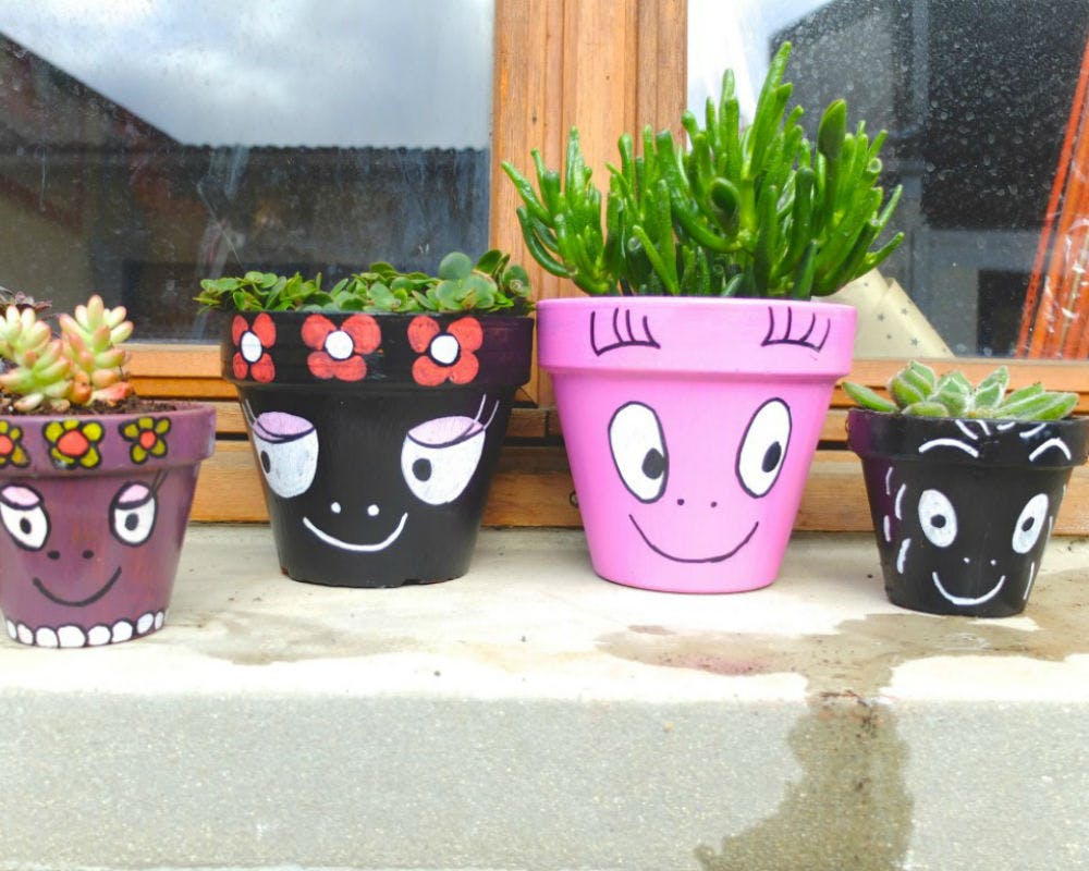 DIY enfants : relooker et créer des pots de fleurs | MOMES.net