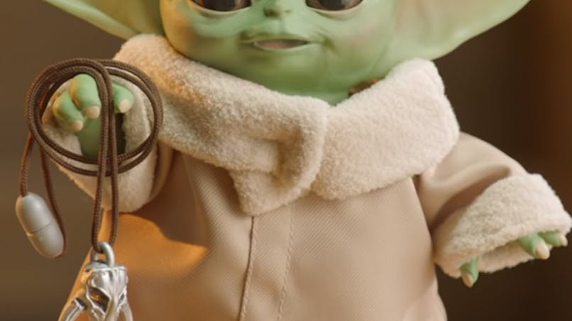baby yoda produits dérivés disney star wars série the
      mandolarian Disney+