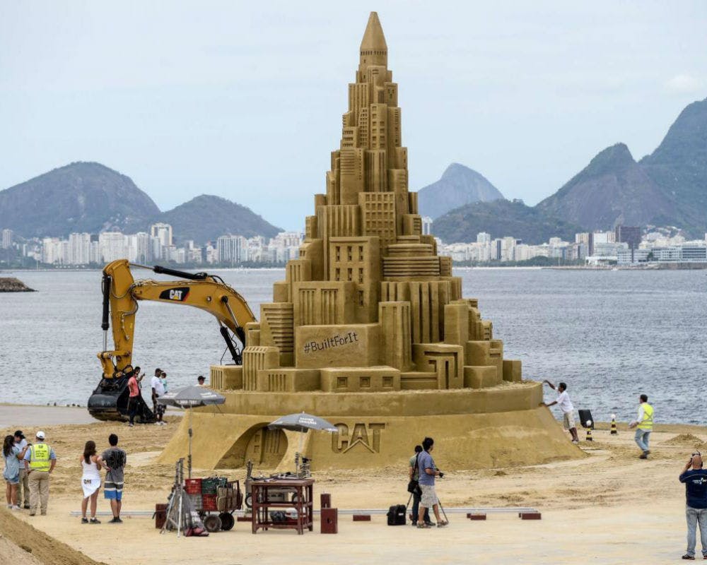 Un château de sable au style contemporain