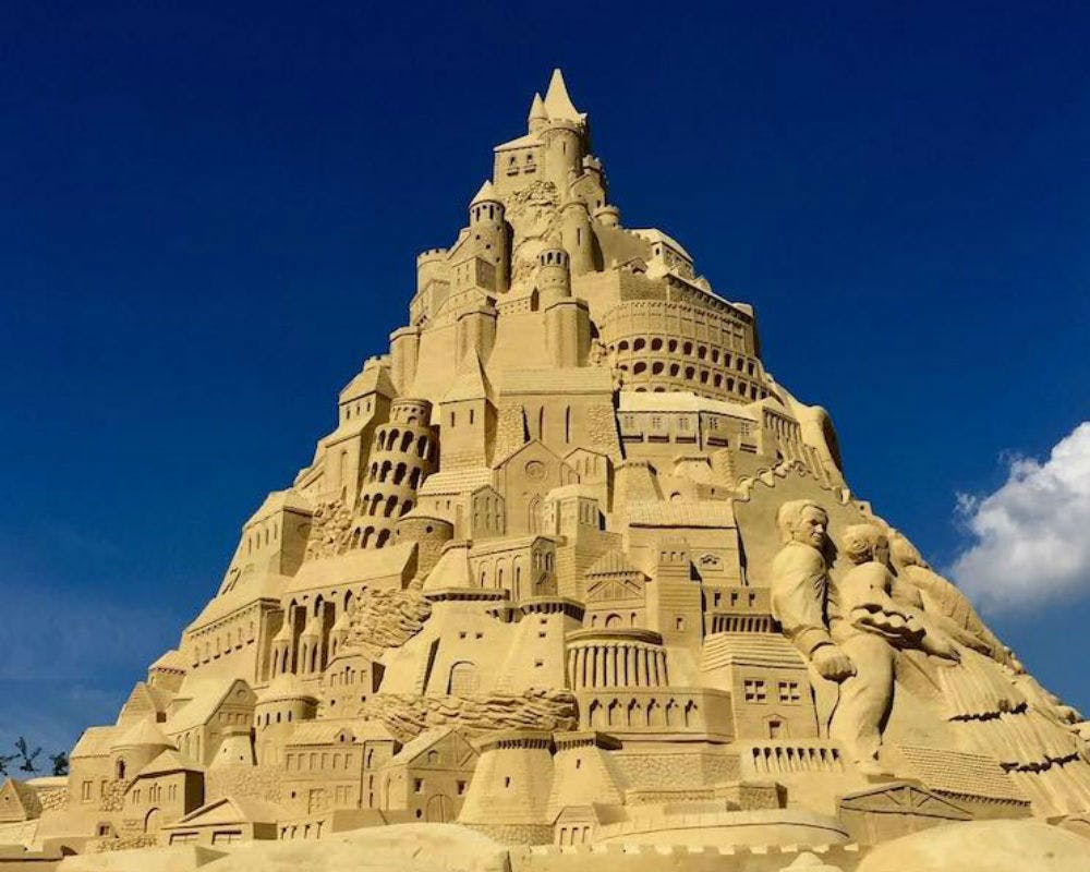 Un château de sable (vraiment) XXL