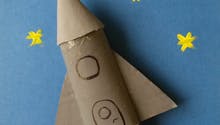 Une fusée en carton