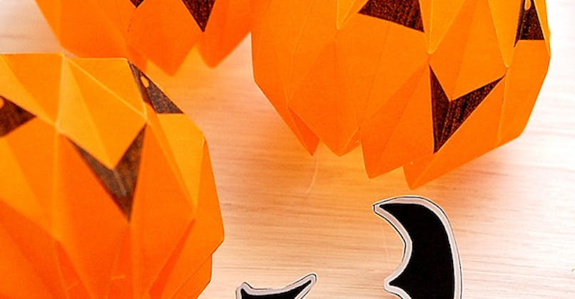 Une lanterne d’Halloween en origami