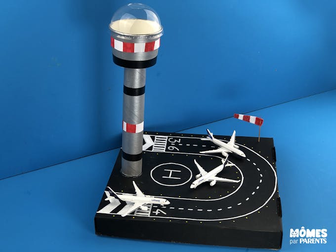 DIY Aéroport pour avions miniatures terminé