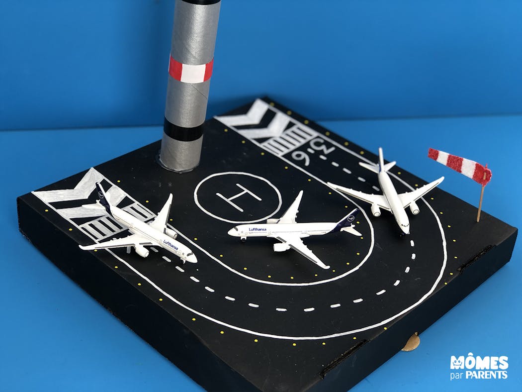 DIY Aéroport pour avions miniatures résultat 