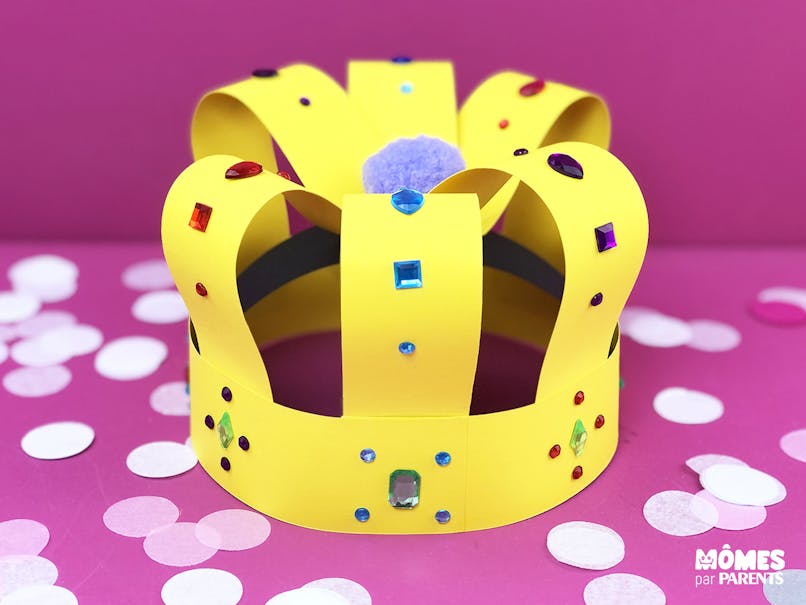 Épiphanie DIY : tutoriel pour fabriquer une couronne des rois en papier -  Marie Claire