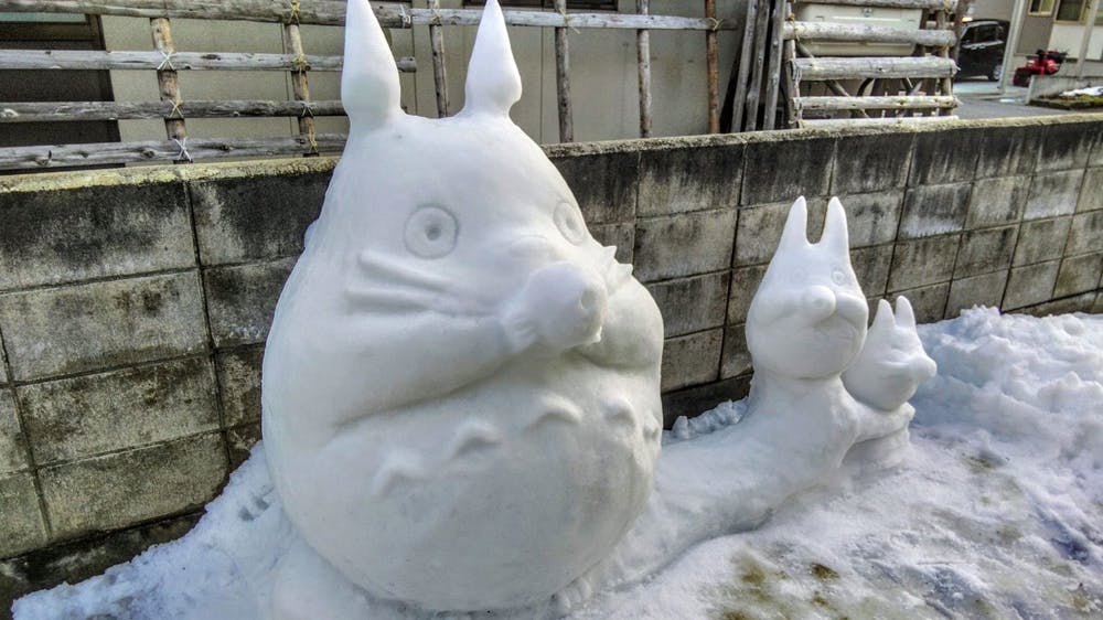 les sculptures de neige de @mokomoko_2015 inspirées de personnages de la pop culture