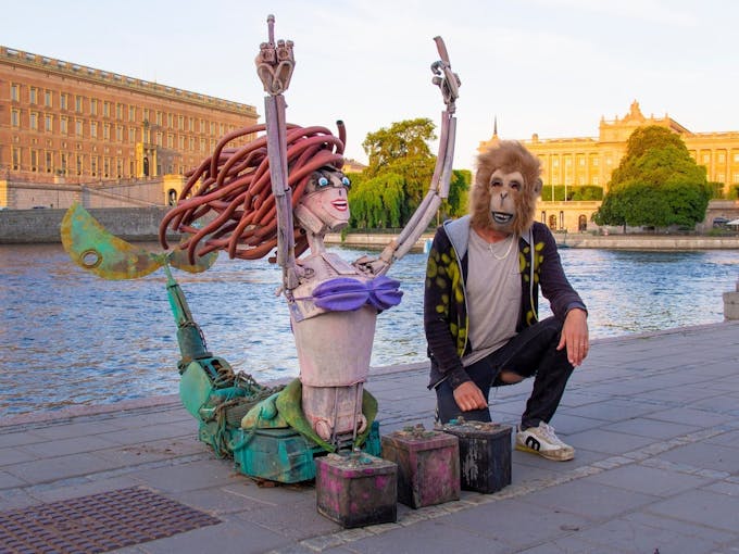 stockholm Ariel la petite sirène sculpture en déchets de herr nilsson