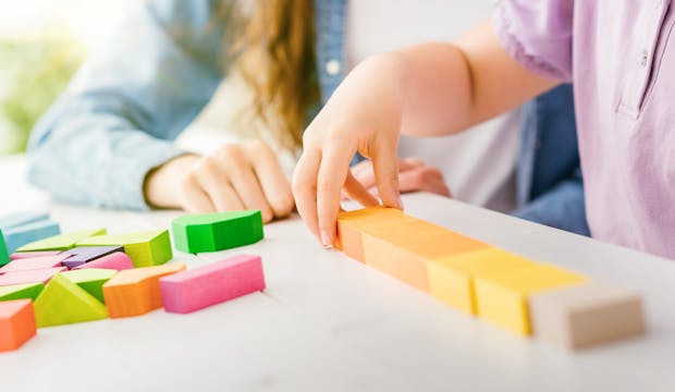 Assistante maternelle : combien ça coûte ?