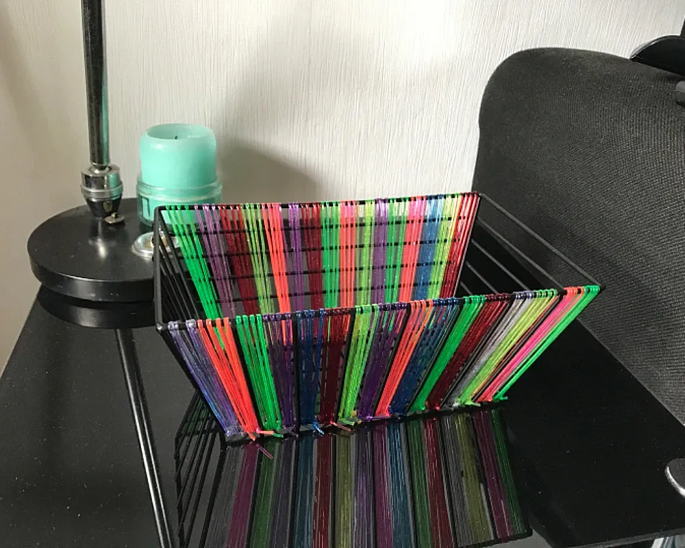 17 tutos avec du scoubidou pour amuser toute la famille | MOMES