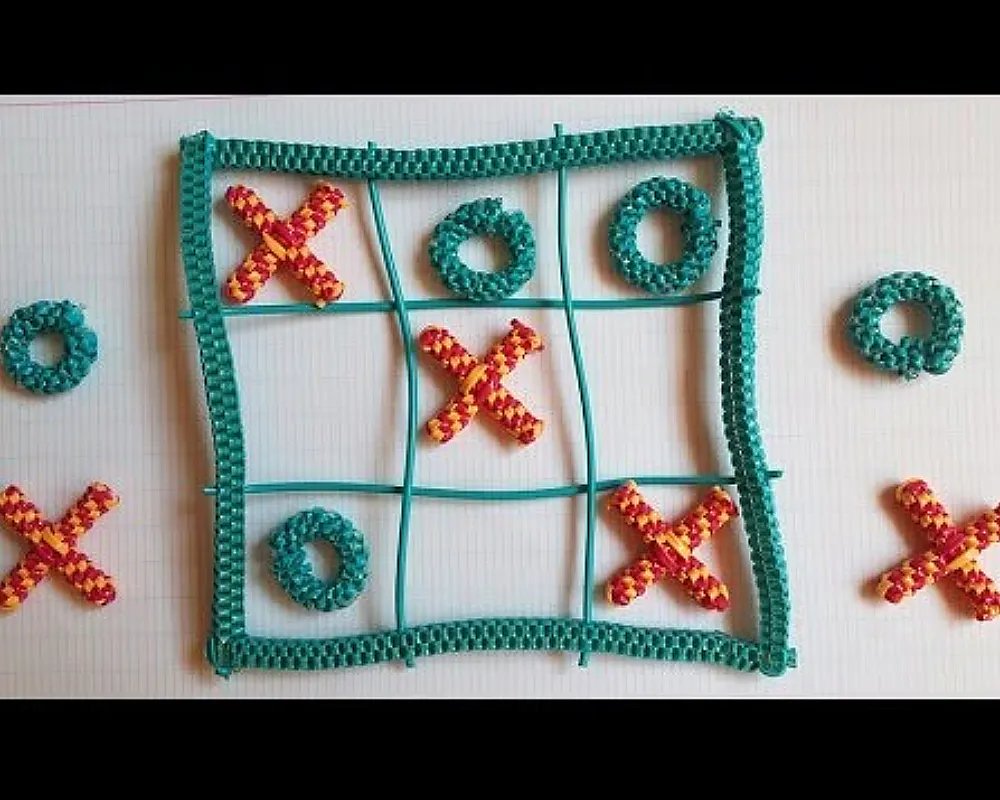 17 tutos avec du scoubidou pour amuser toute la famille | MOMES