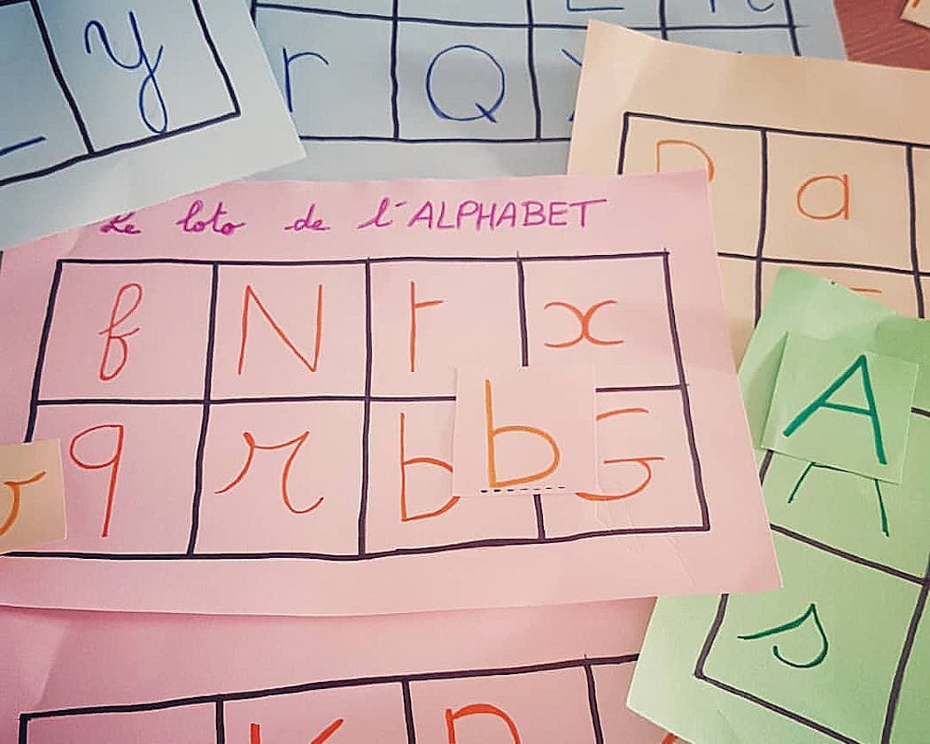 4 jeux simples pour apprendre les lettres