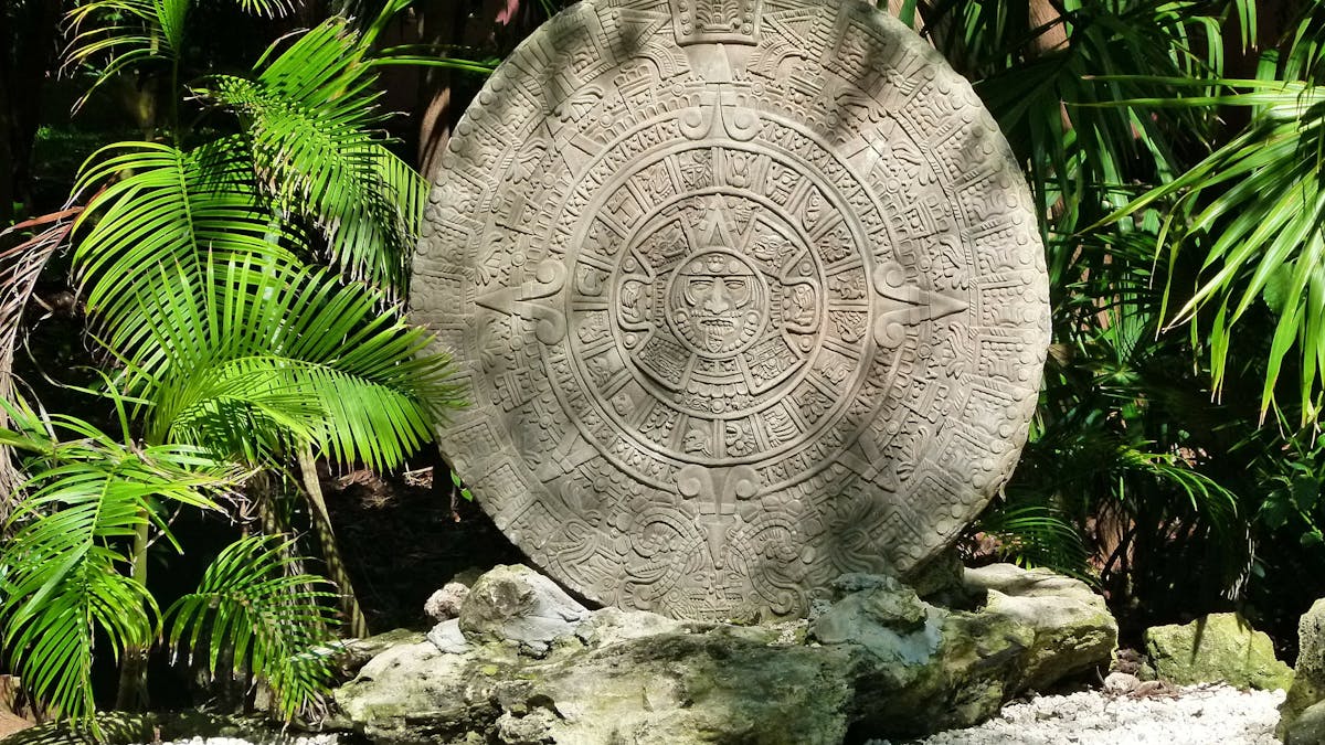 Calendrier solaire datant de la civilisation aztèque