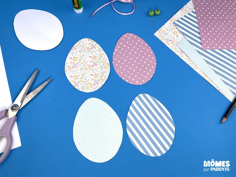 Tracer et découper les papiers à motifs