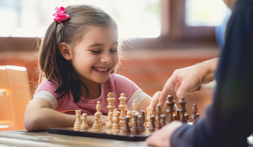 Pourquoi et comment apprendre le jeu d'échecs aux enfants ?