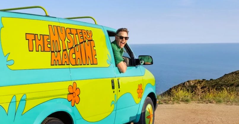 Airbnb Mystery machine 20 ans film Scooby-Doo