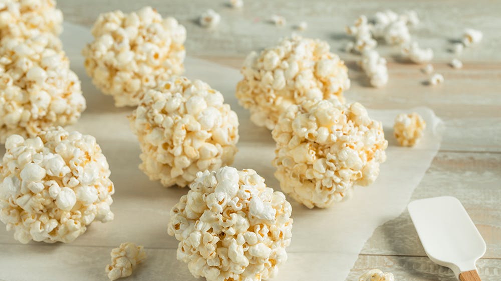 Marshmallow Pop-corn balls
