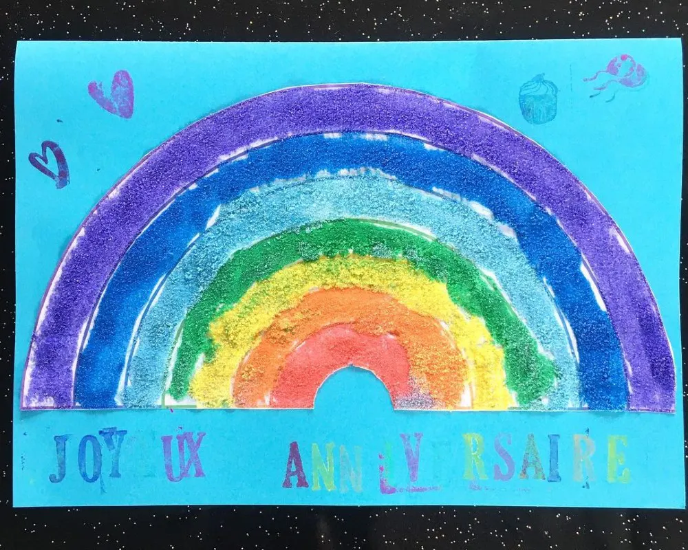 Découvrez 10 projets avec du sable coloré pour les enfants ! | MOMES