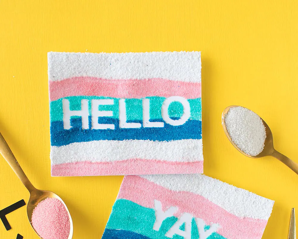 Découvrez 10 projets avec du sable coloré pour les enfants ! | MOMES