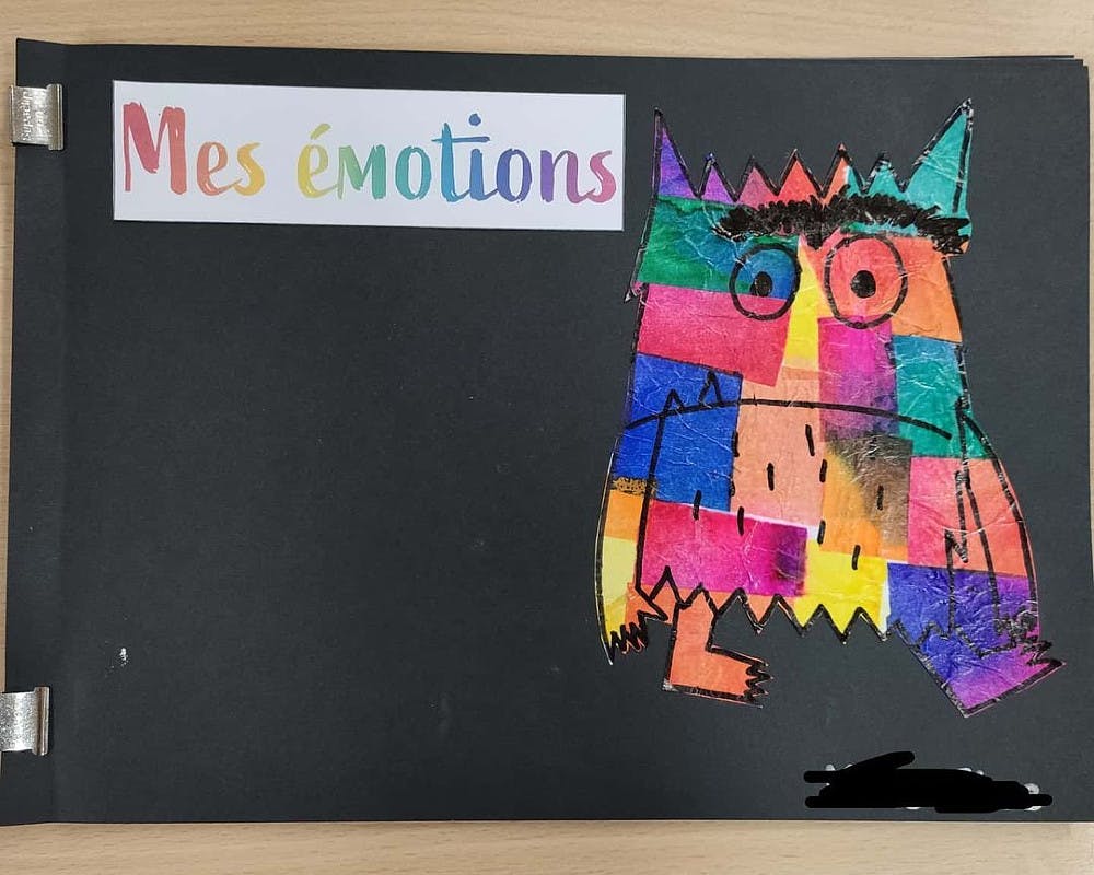 Faire créer un livre des émotions à chaque enfant