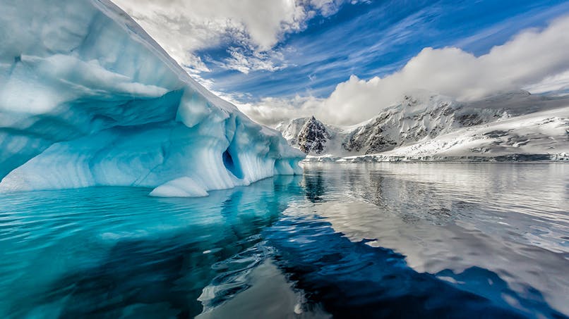 Iceberg baie de Graham Land en Antarctique
