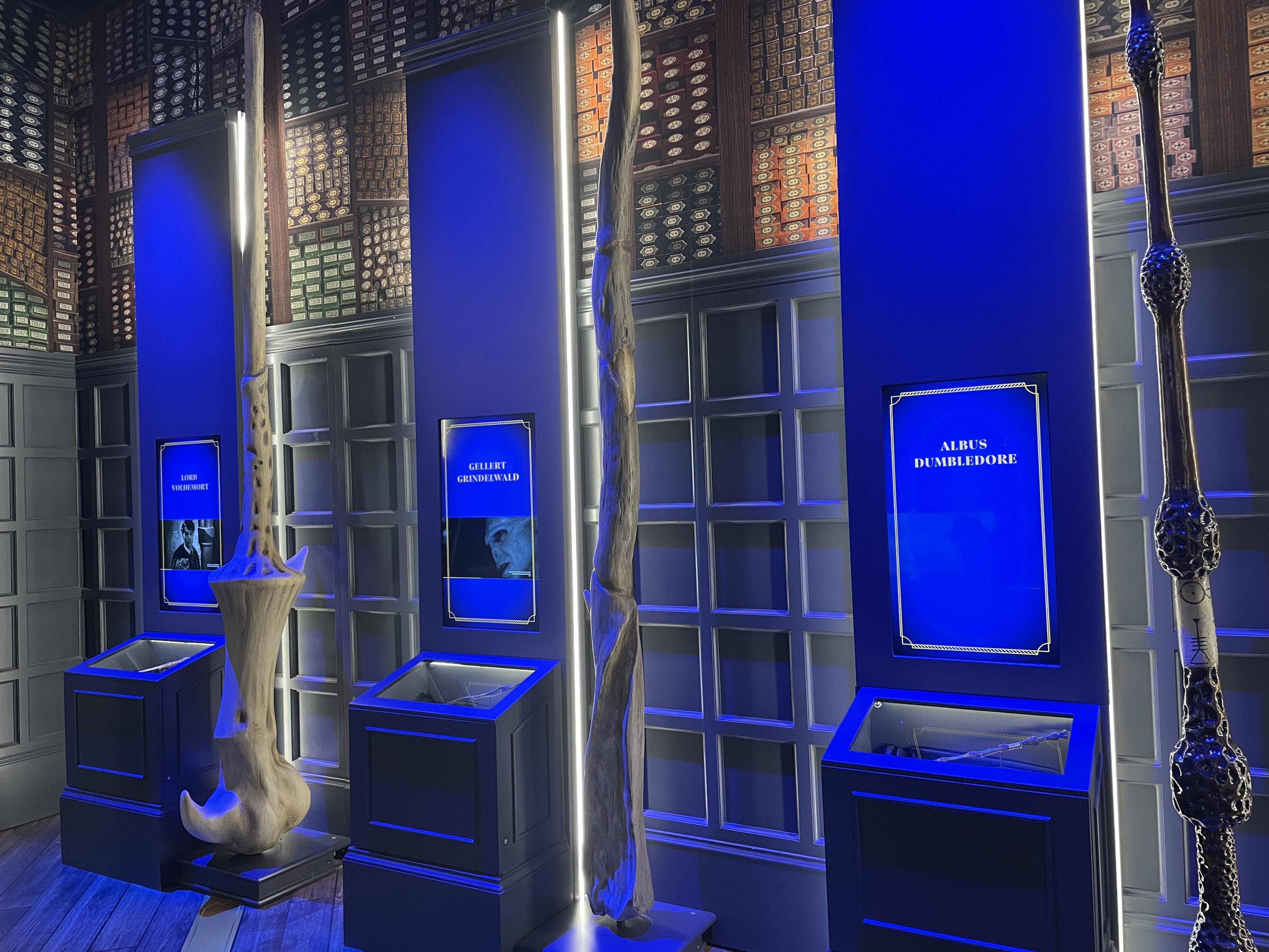 “Harry Potter l’Exposition”, à Paris : Poudlard comme si vous y étiez ...