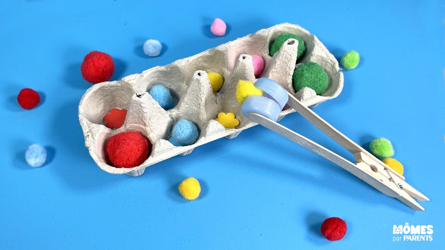 DIY Inspiration Montessori Pince pompons de couleurs