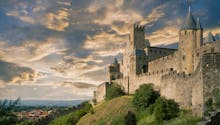 Moyen - Âge : Les différentes parties d'un château fort en France
