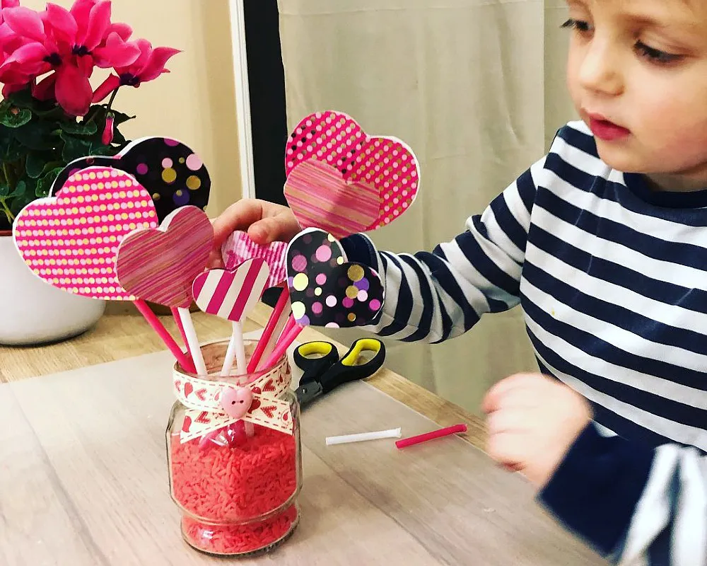18 Bricolages Pour F ter La Saint Valentin Avec Les Enfants MOMES 18-bricolages-pour-f-ter-la-saint-valentin-avec-les-enfants-momes