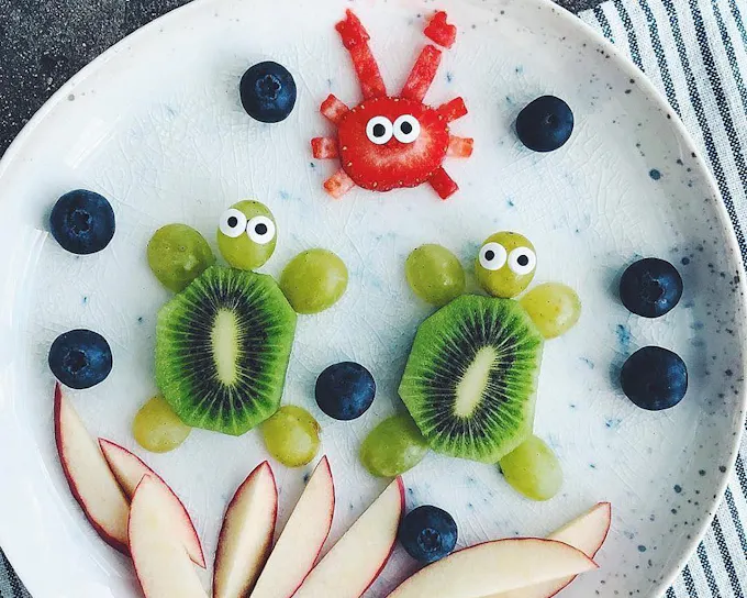 20 idées pour créer une assiette de fruits pour les enfants | MOMES