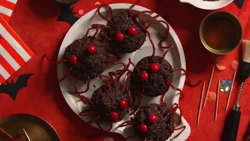 Vidéo : les muffins araignées d'Halloween